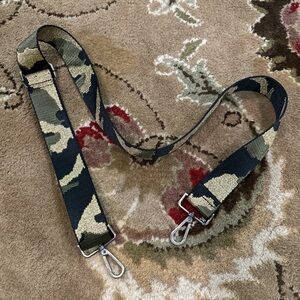 Camo Strap with Silver Clips